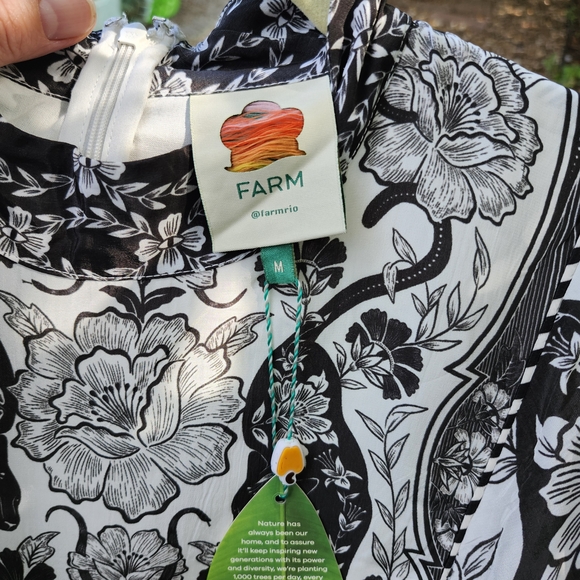 FARM Rio Monochrome Floral Dress - Picture 3 of 5